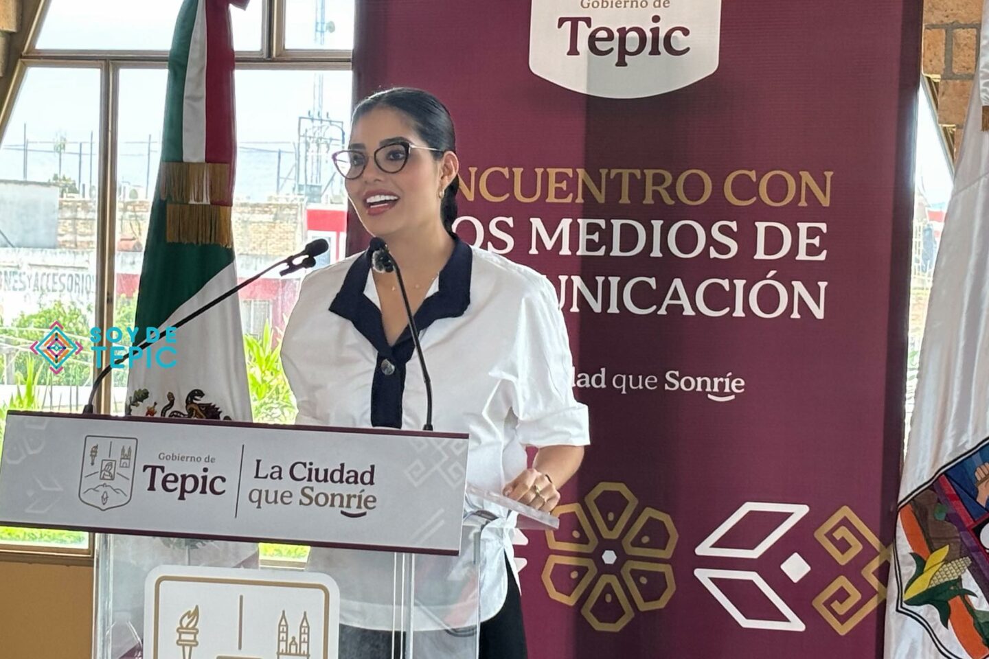 Cambian a jefa de Funcionamiento de Negocios y otros funcionarios del ayuntamiento de Tepic
